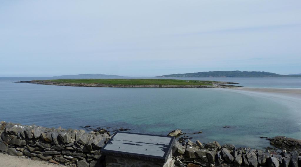 Nesbitt Arms Boutique Hotel Ardara Exterior photo