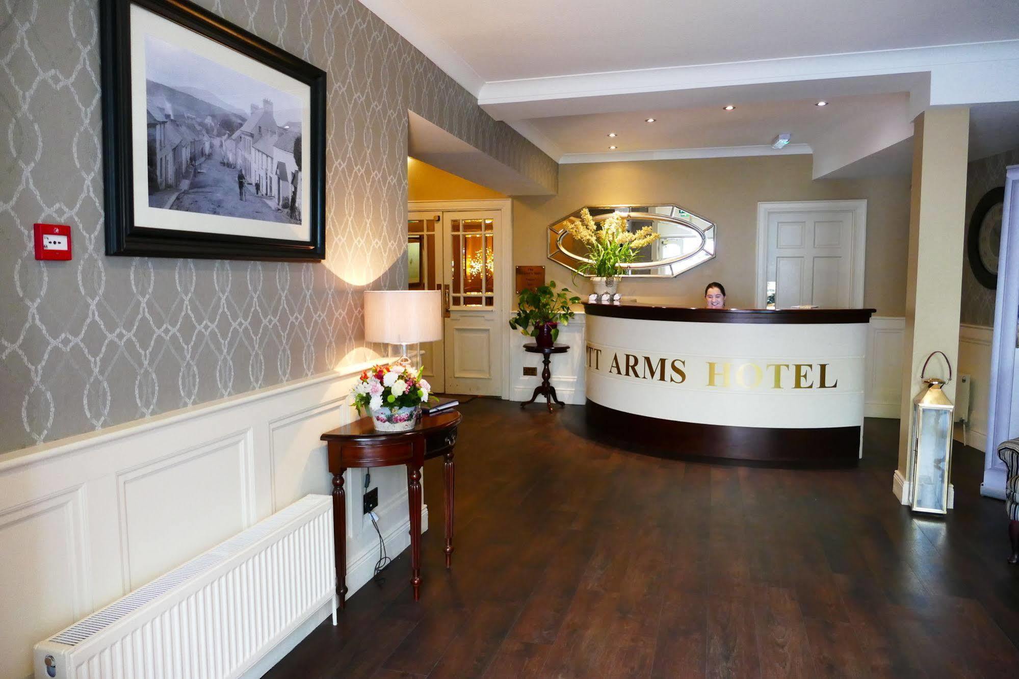 Nesbitt Arms Boutique Hotel Ardara Exterior photo